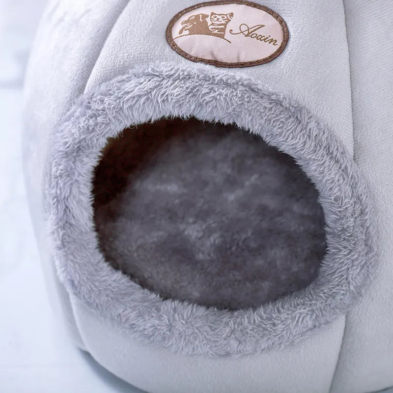 Little Winter Cat Bed Basket Cave - Pawsyhome
