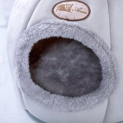 Little Winter Cat Bed Basket Cave - Pawsyhome
