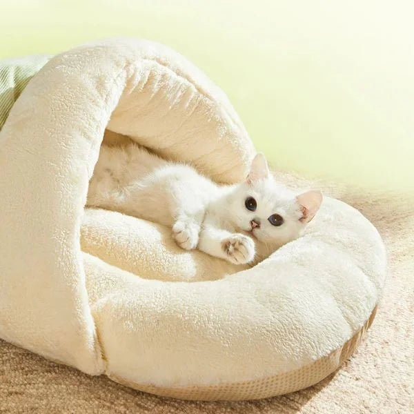 Cat Bed PlushDen UK