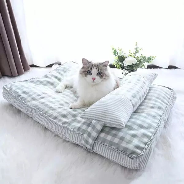 Cat Bed Pupillow UK